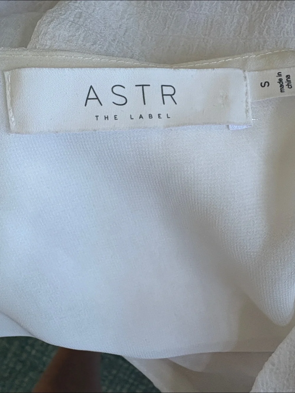 ASTR  Sheer Textured V-Neck Peplum Blouse with Puff Sleeves  white   lined  NWOT